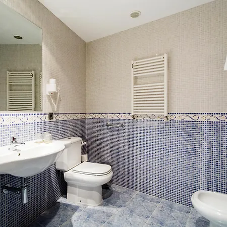 Valencia 3*