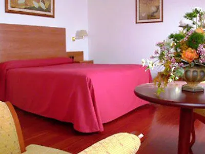 Valencia Hotel 3*