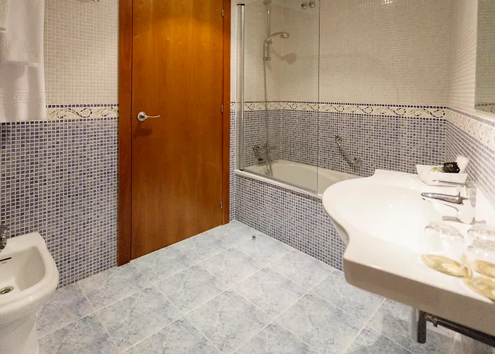 Valencia 3*